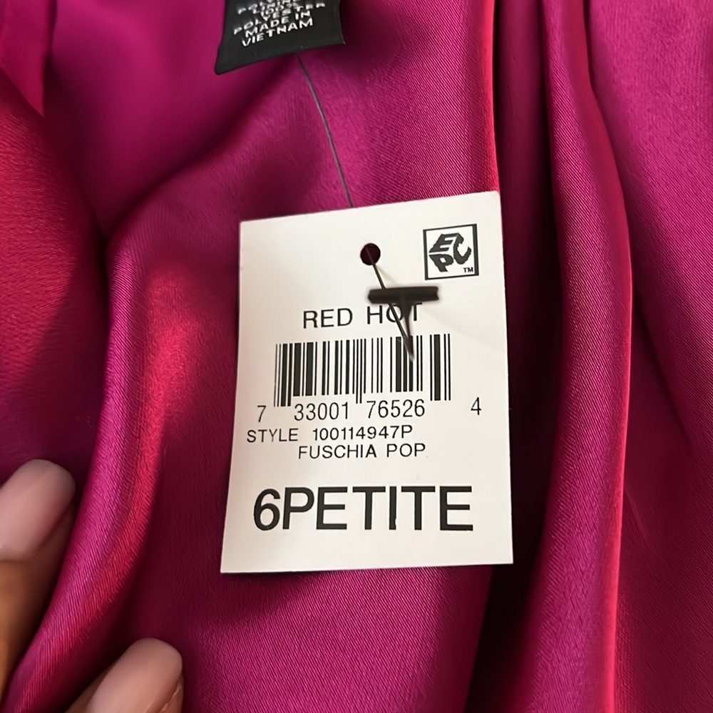 NWT INC Satin Fuschia Jumpsuit - Picture 5 of 7